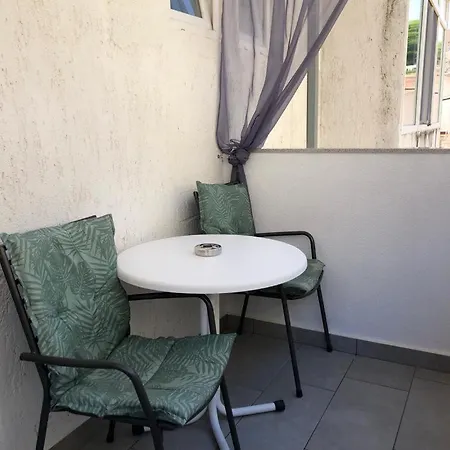 Mimi Apartman *