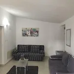 Mimi * Omiš