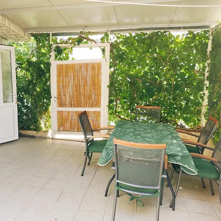 Apartment Mimi Omis