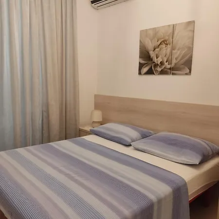 Mimi Apartment Omis